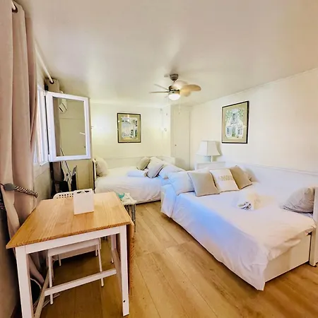 아파트 Beausoleil Cosy Terrace *
