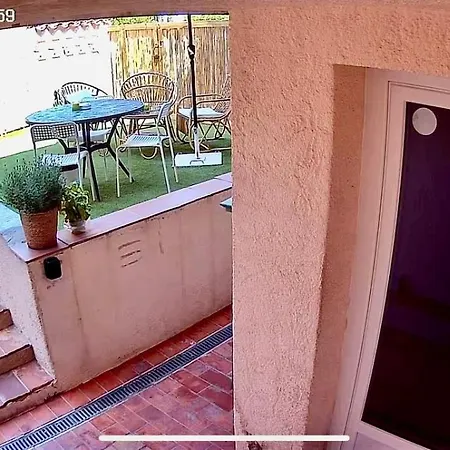 Beausoleil Cosy Terrace Διαμέρισμα *